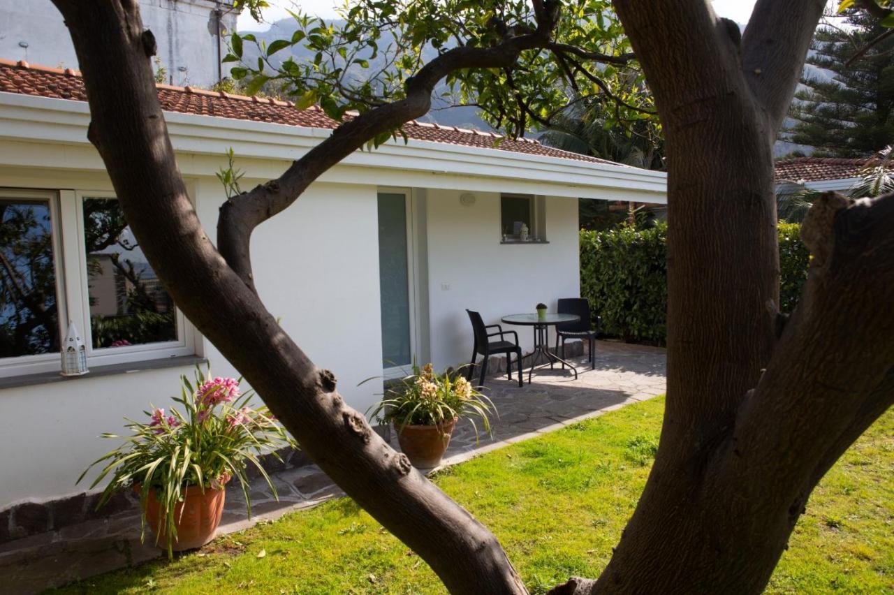 كاستيلاّماري دي ستا Villa Bianca المظهر الخارجي الصورة